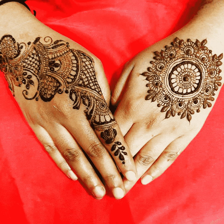 Superb Hollywood Henna Design