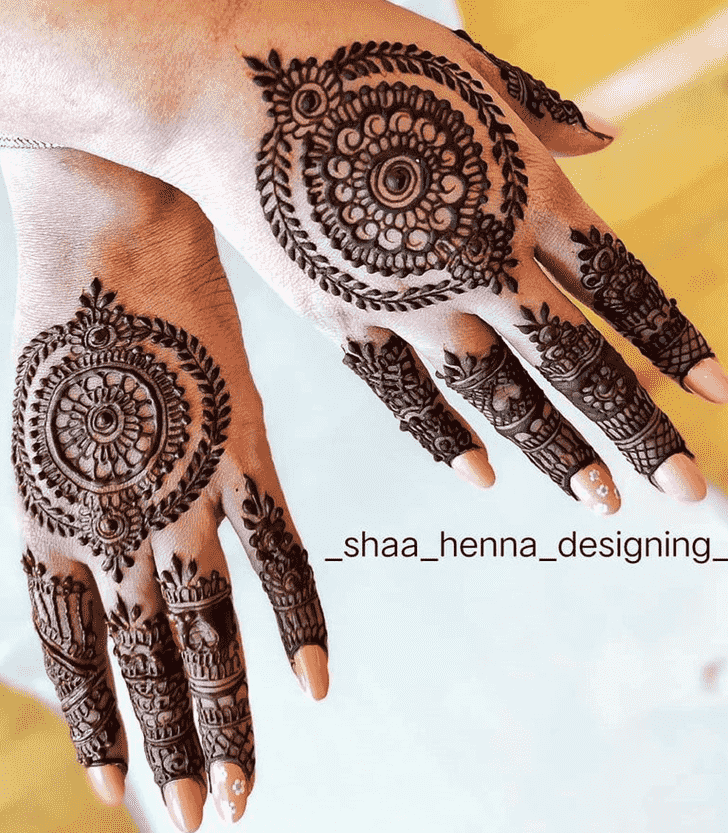 Delightful Indo Arabic Henna Design