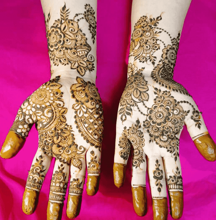 Fine Indo Arabic Henna Design