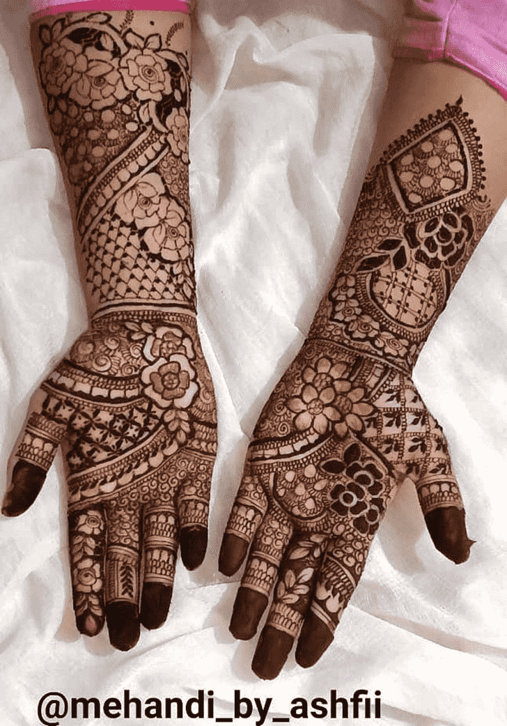 Lovely Indo Arabic Mehndi Design