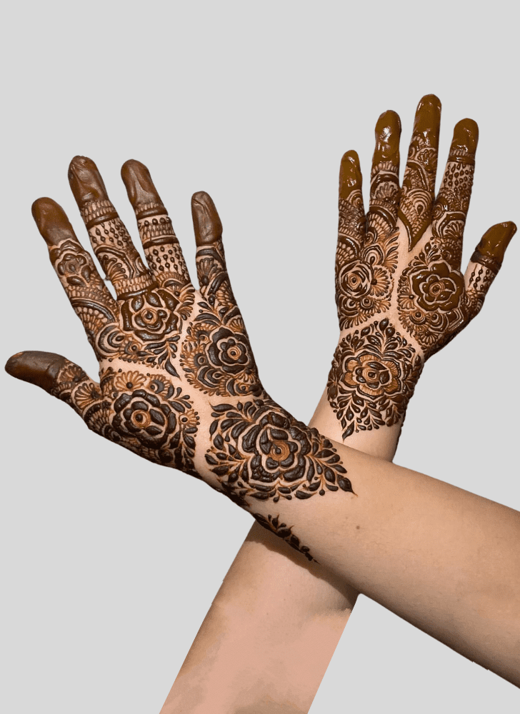 Dazzling Innovative Henna Design