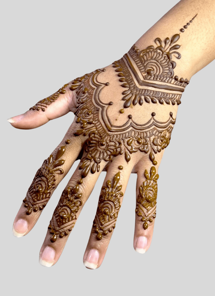 Inviting Innovative Henna Design