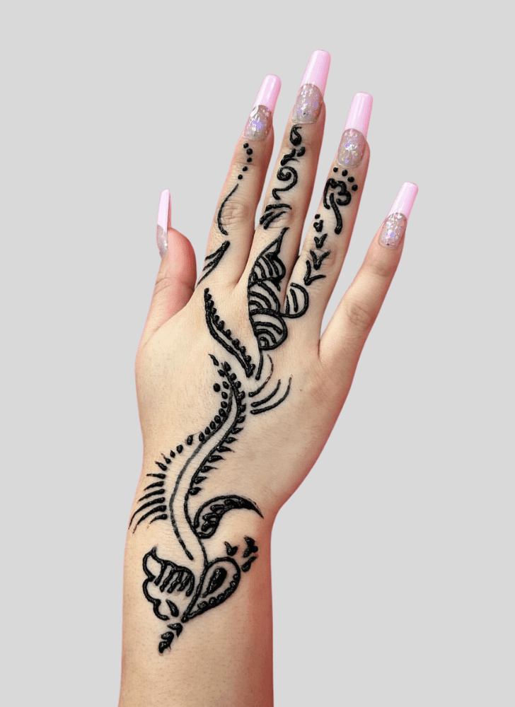 Mesmeric Innovative Henna Design