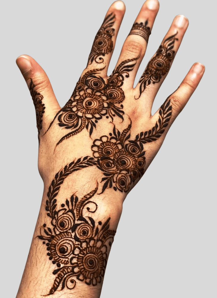 Shapely Interesting Henna Design