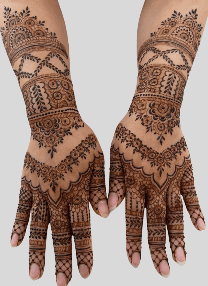 Elegant Intricate Henna Design