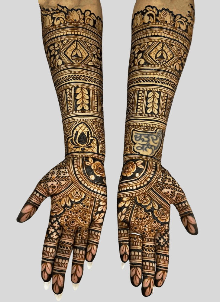 Fine Intricate Henna Design