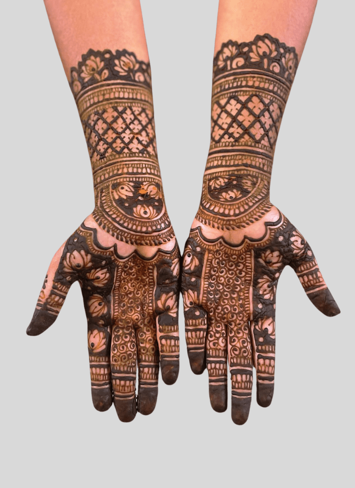 Ravishing Intricate Henna Design