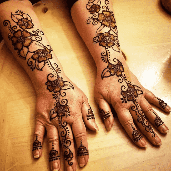 Inviting Islamabad Henna Design