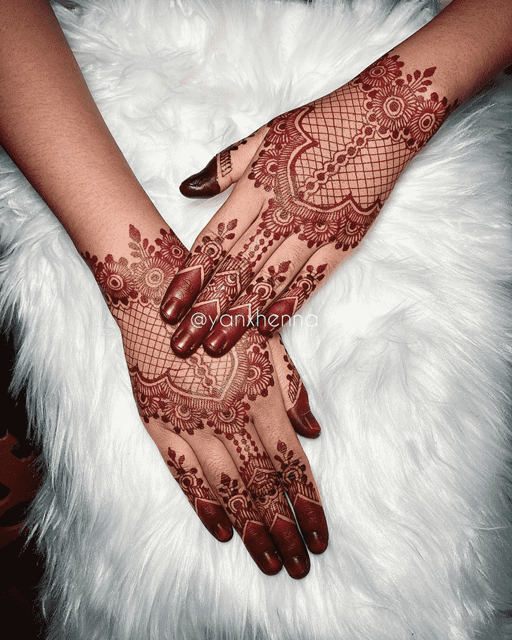 Resplendent Jamshedpur Henna Design