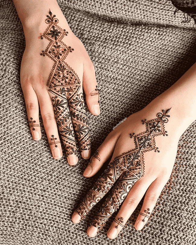 Mesmeric Janakpur Henna Design