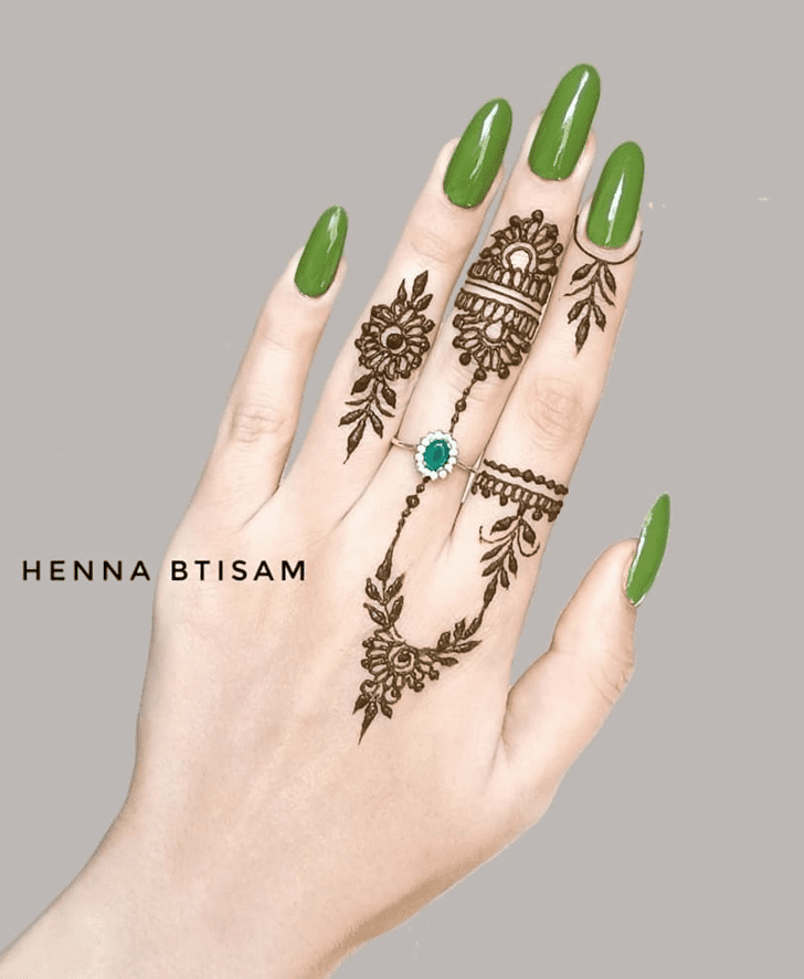 Enthralling Japan Henna Design