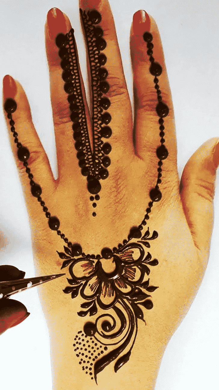 Enthralling Jewellery Henna Design