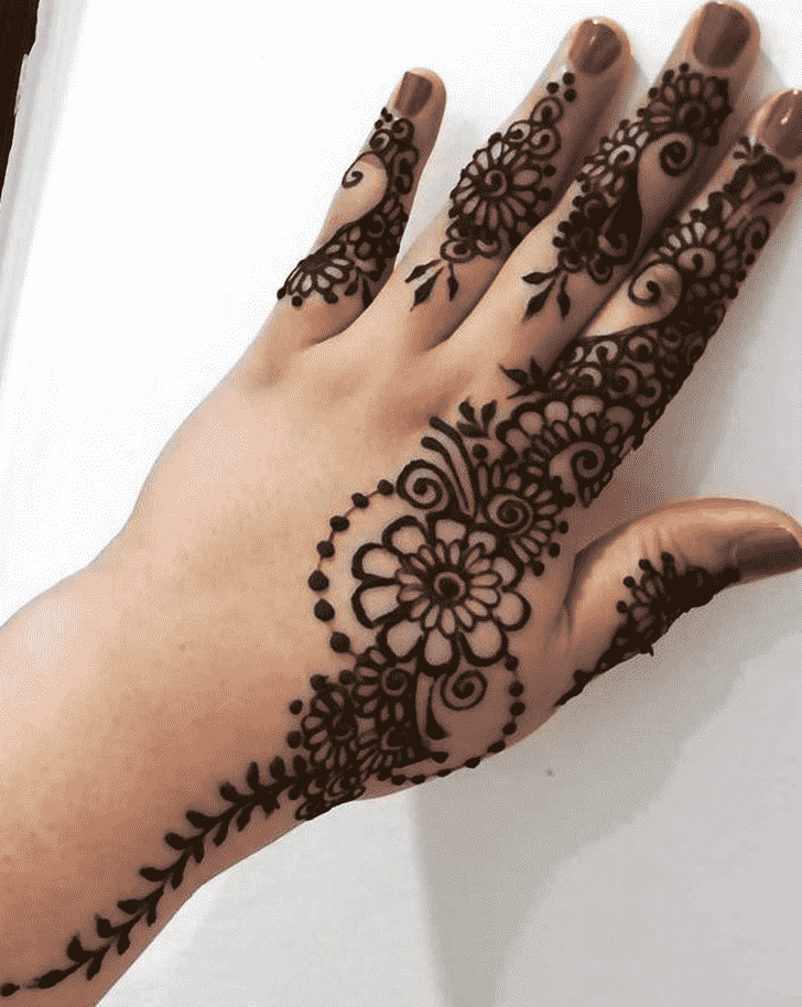 Graceful Jewellery Henna Design