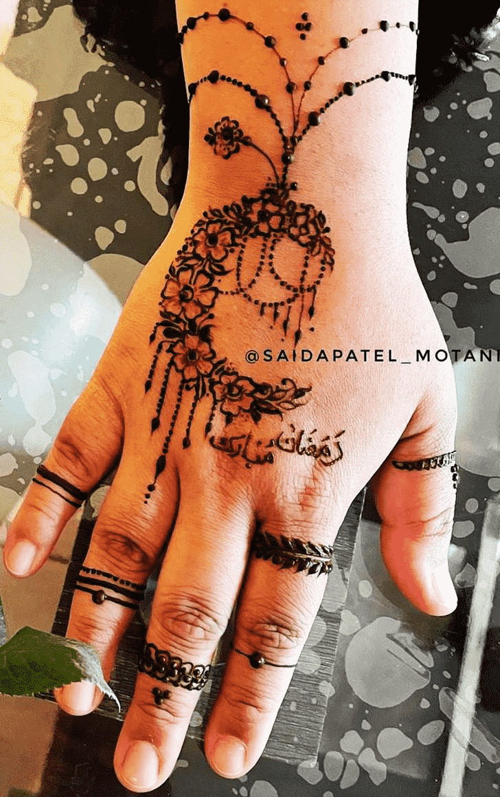 Shapely Jewellery Henna Design