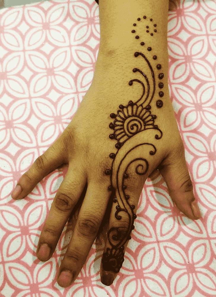 Graceful Jewelry Henna Design