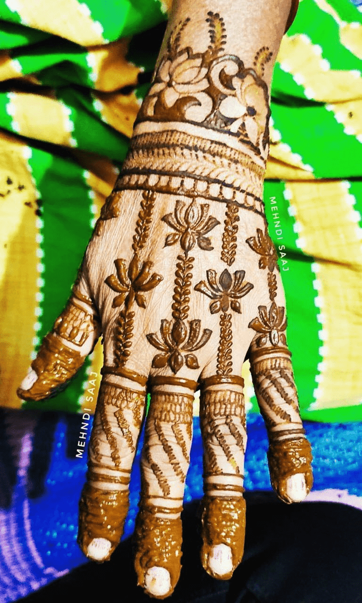 Pretty Jharkhand Henna Design