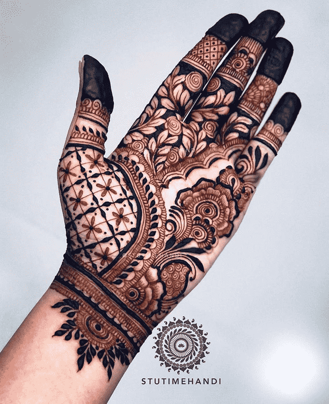 Ideal Kabul Henna Design