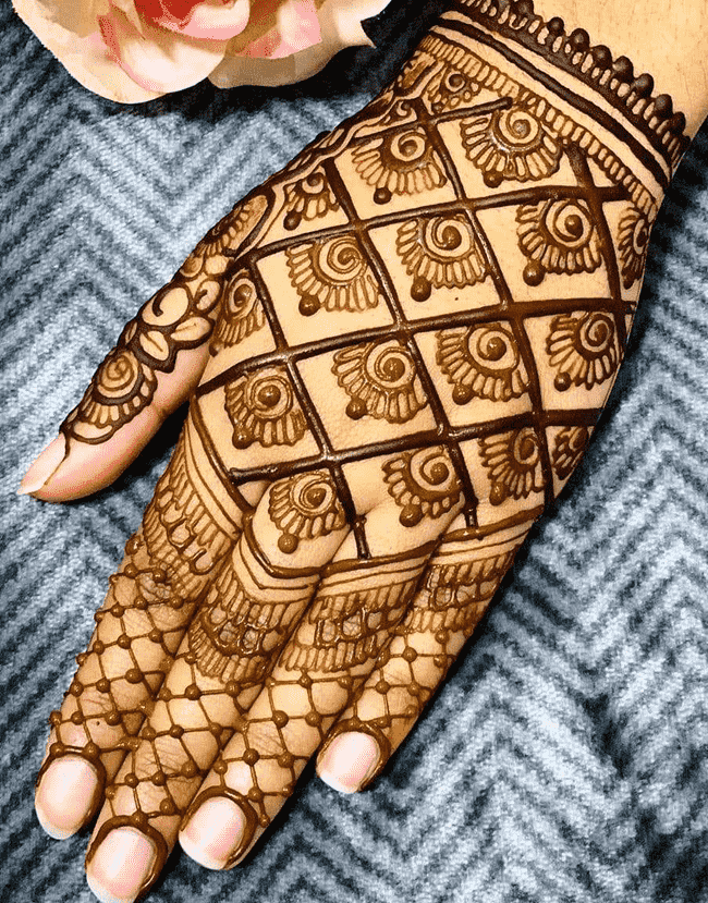 Lovely Kabul Mehndi Design