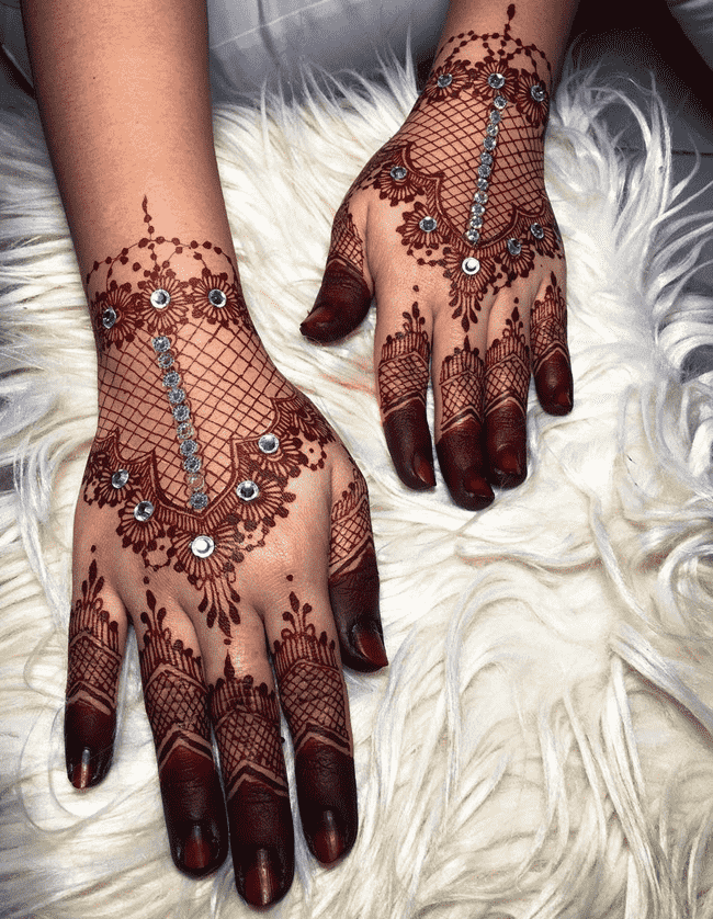 Alluring Kandahar Henna Design