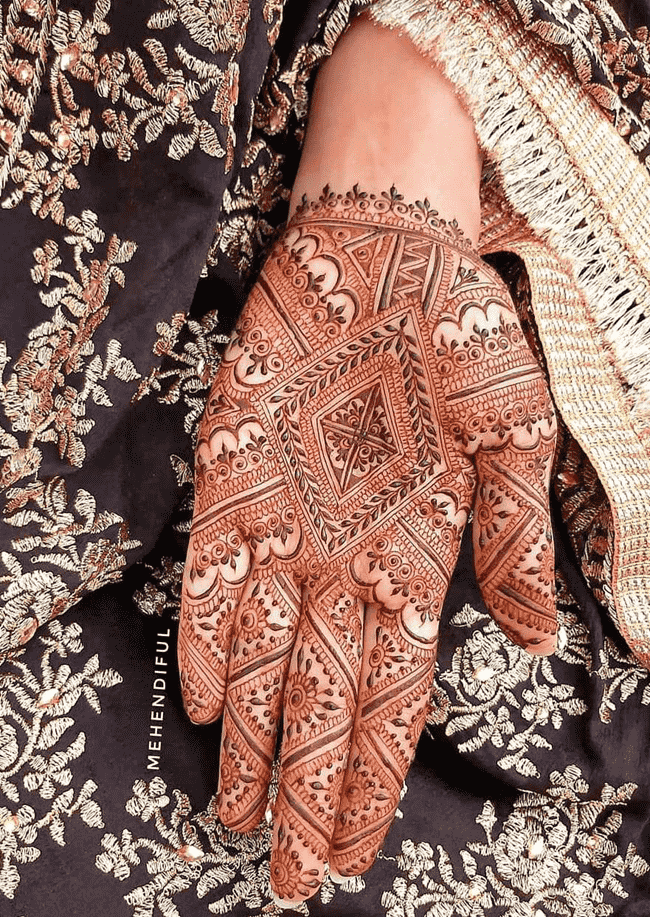 Charming Kandahar Henna Design