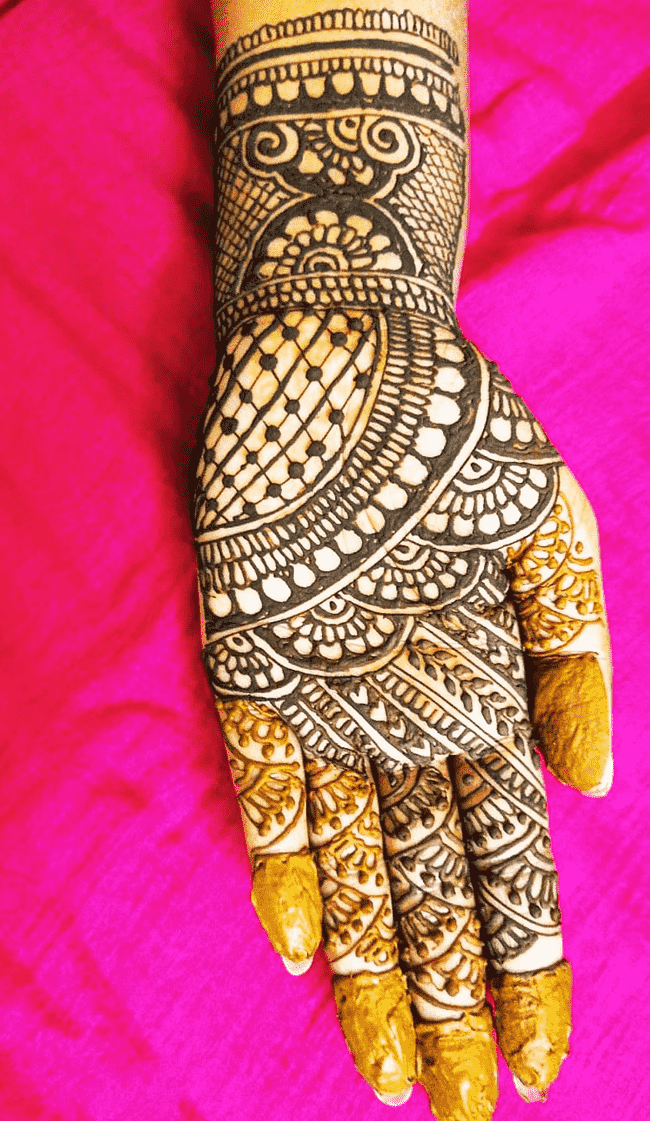 Resplendent Kandahar Henna Design