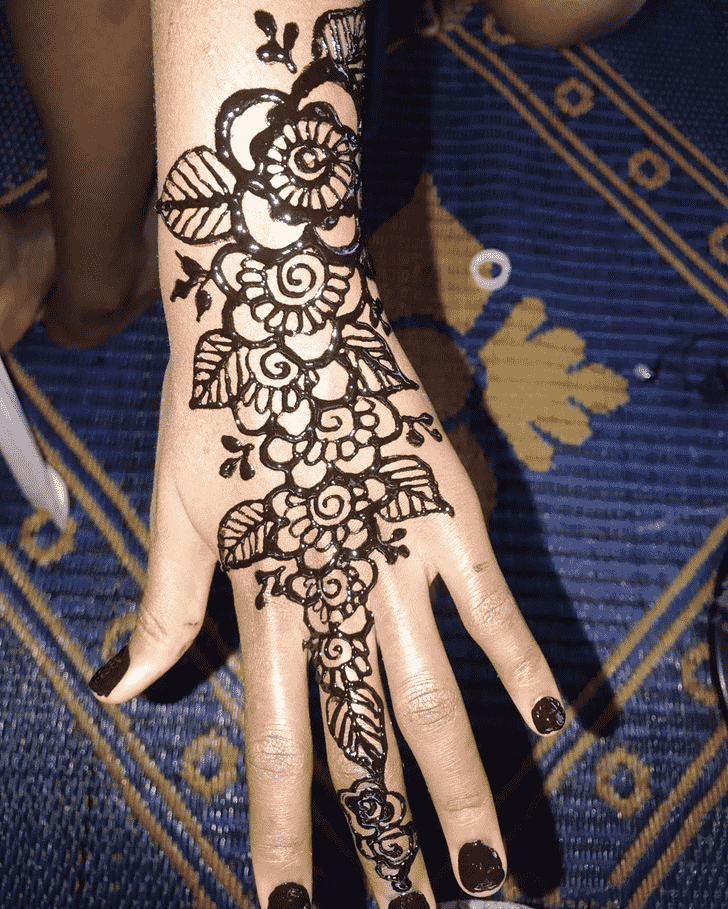 Radiant Karnataka Henna Design