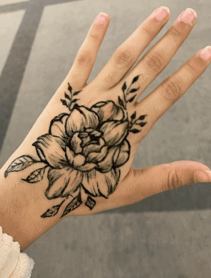 Fair Karva Chauth Henna Design