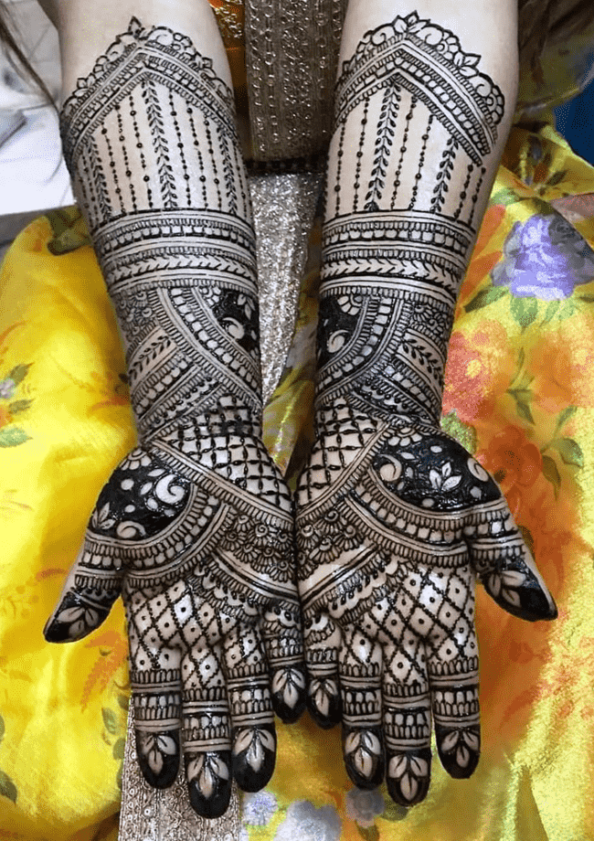 Elegant Kasauli Henna Design