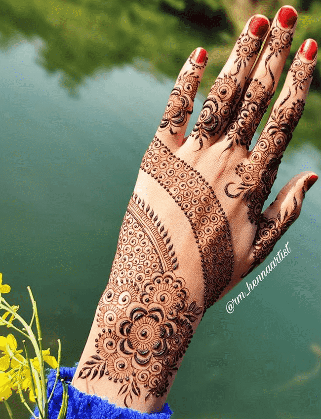 Grand Kasauli Henna Design