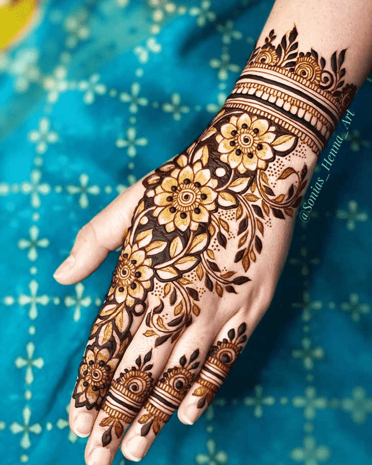 Gorgeous Kashmiri Henna Design