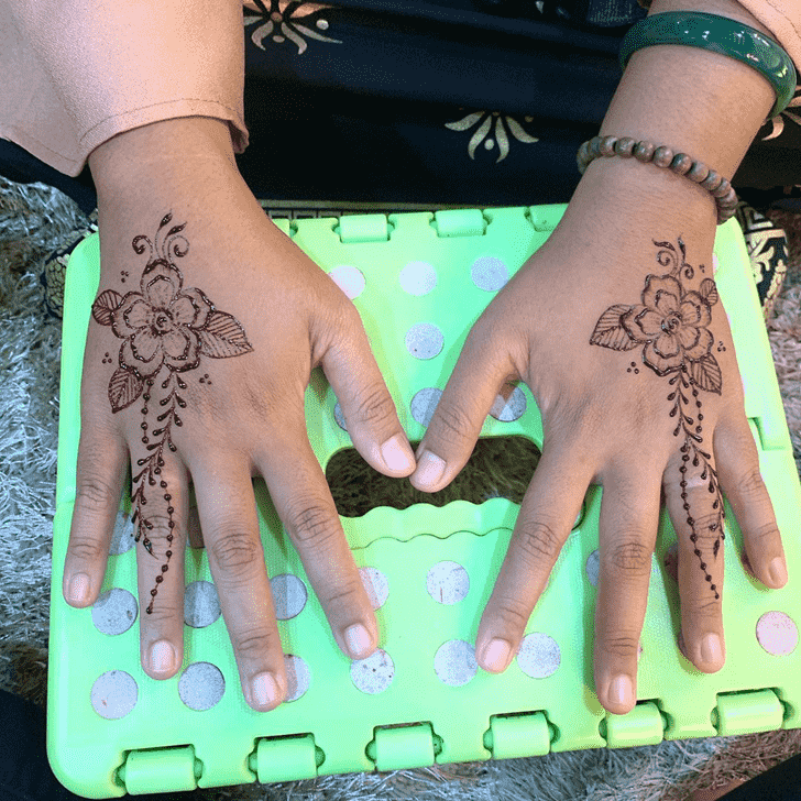 Exquisite Kasol Henna Design