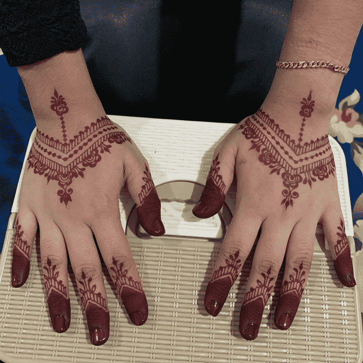 Slightly Kasol Henna Design