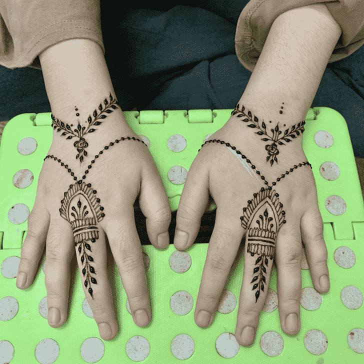 Splendid Kasol Henna Design