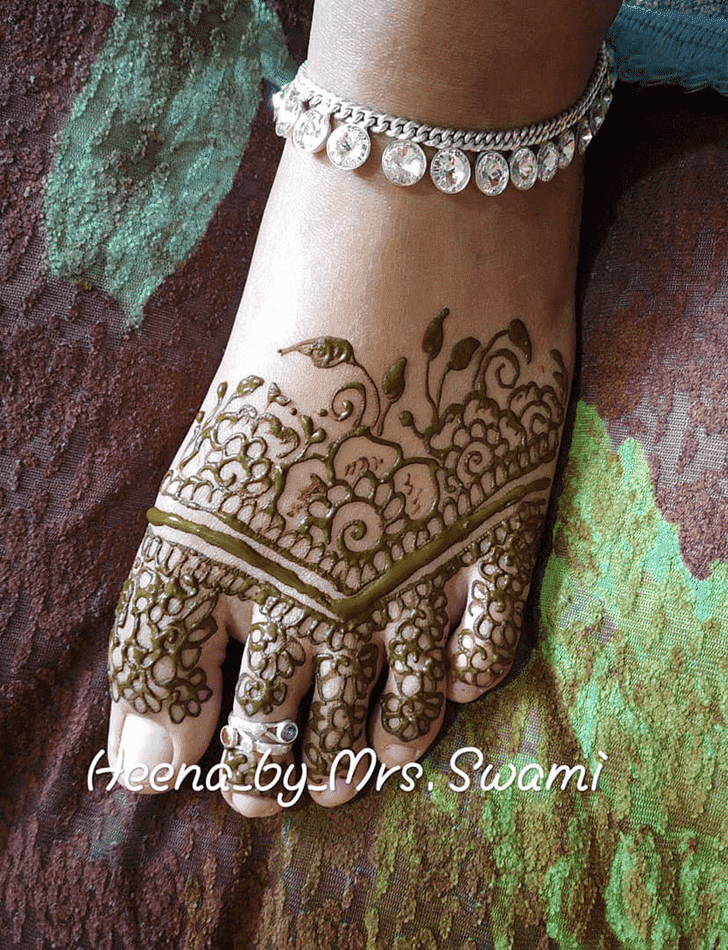 Alluring Kathmandu Henna Design