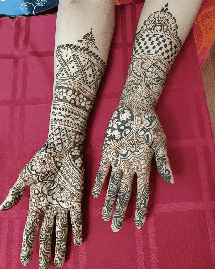 Graceful Kathmandu Henna Design