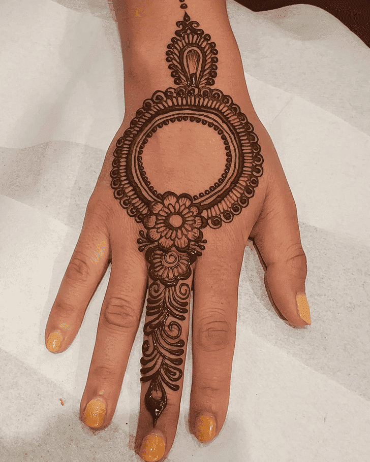 Pleasing Kathmandu Henna Design