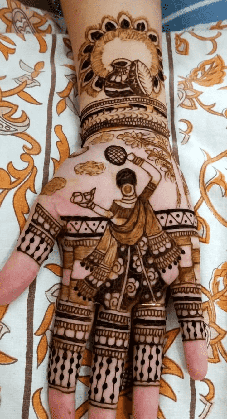 Admirable khafif Mehndi Design