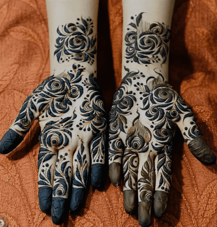 Captivating Khafif Henna Design