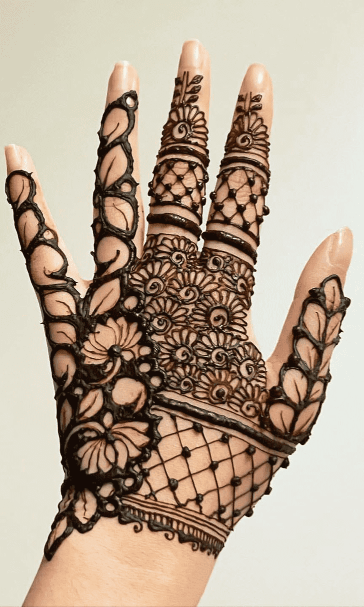 Resplendent Khafif Henna Design