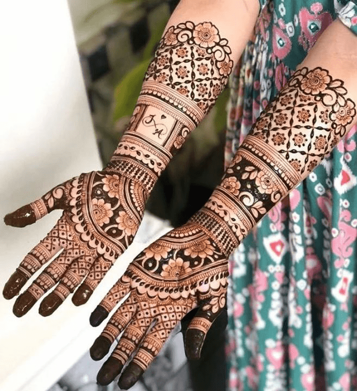 Superb Khafif Henna Design