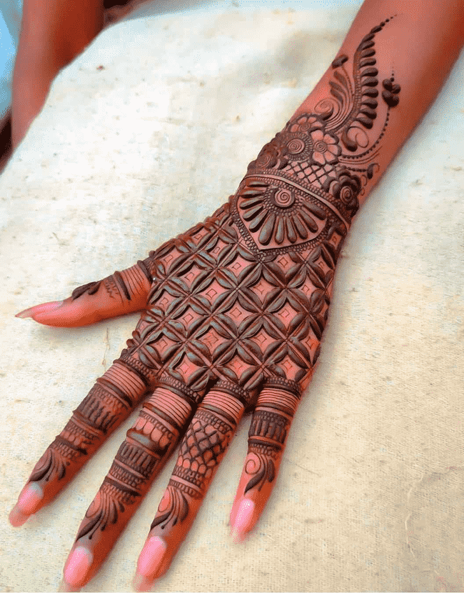 Captivating Khulna Henna Design