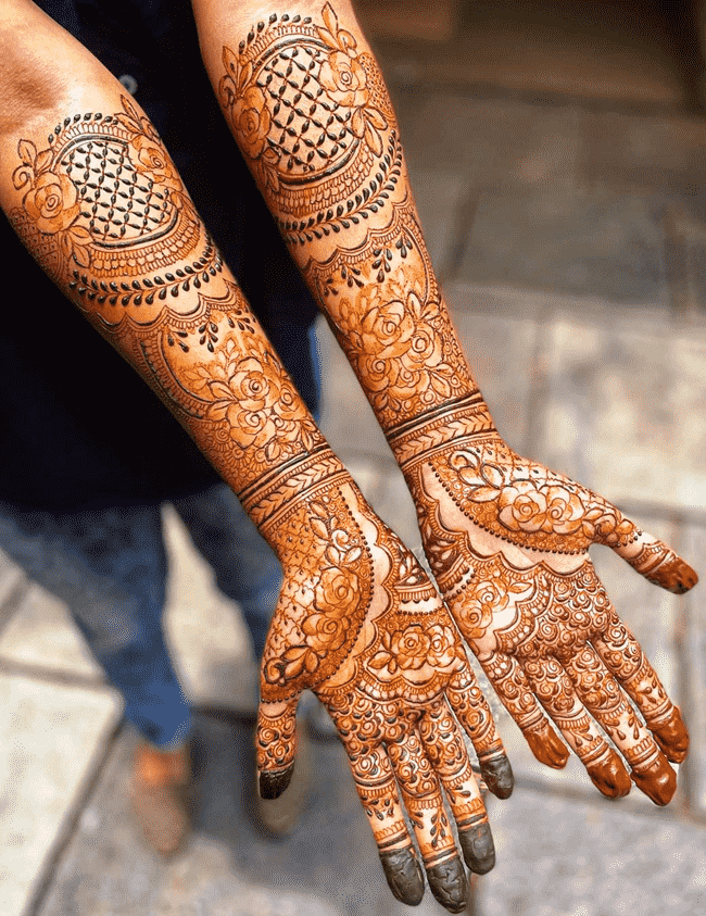 Fair Khulna Henna Design