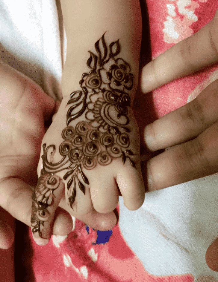 Dazzling Kids Henna Design