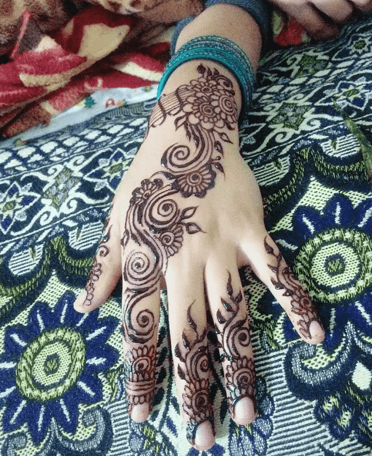 Fetching Kochi Henna Design