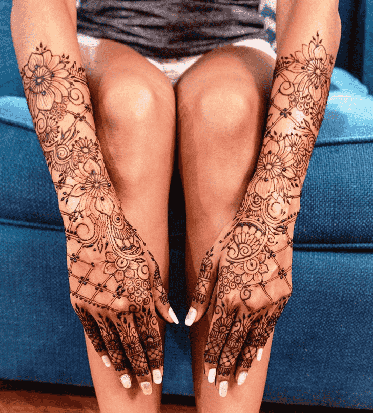 Enticing Kunduz Henna Design