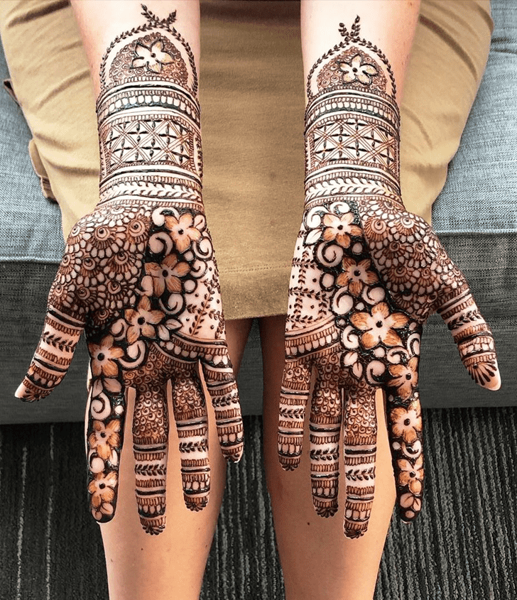 Exquisite Lalitpur Henna Design