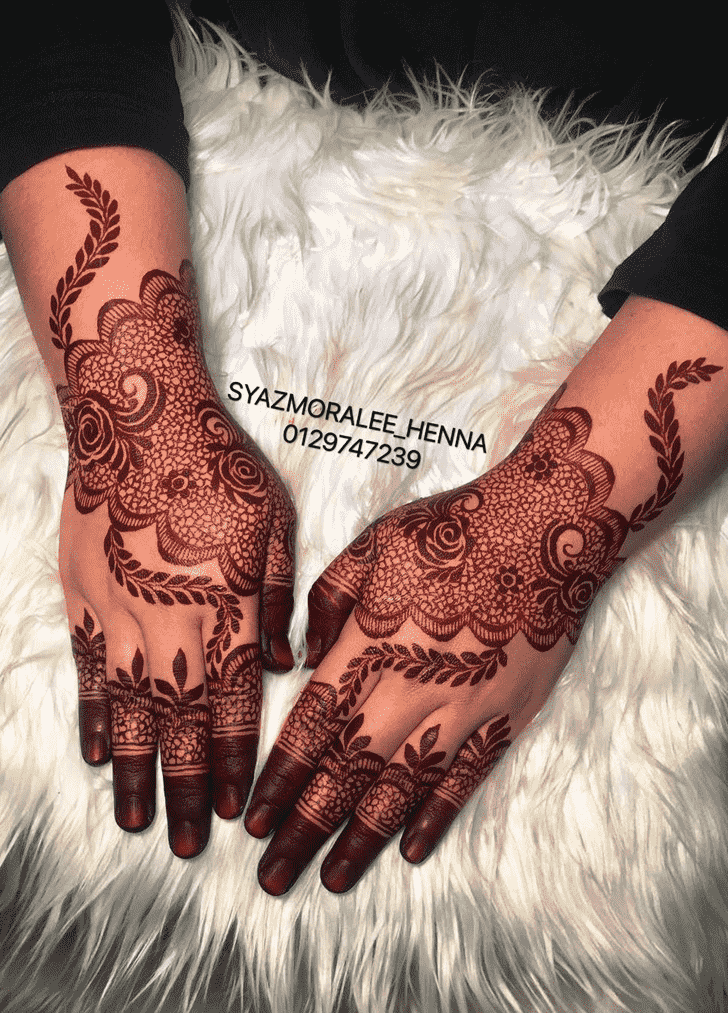 Magnetic Larkana Henna Design