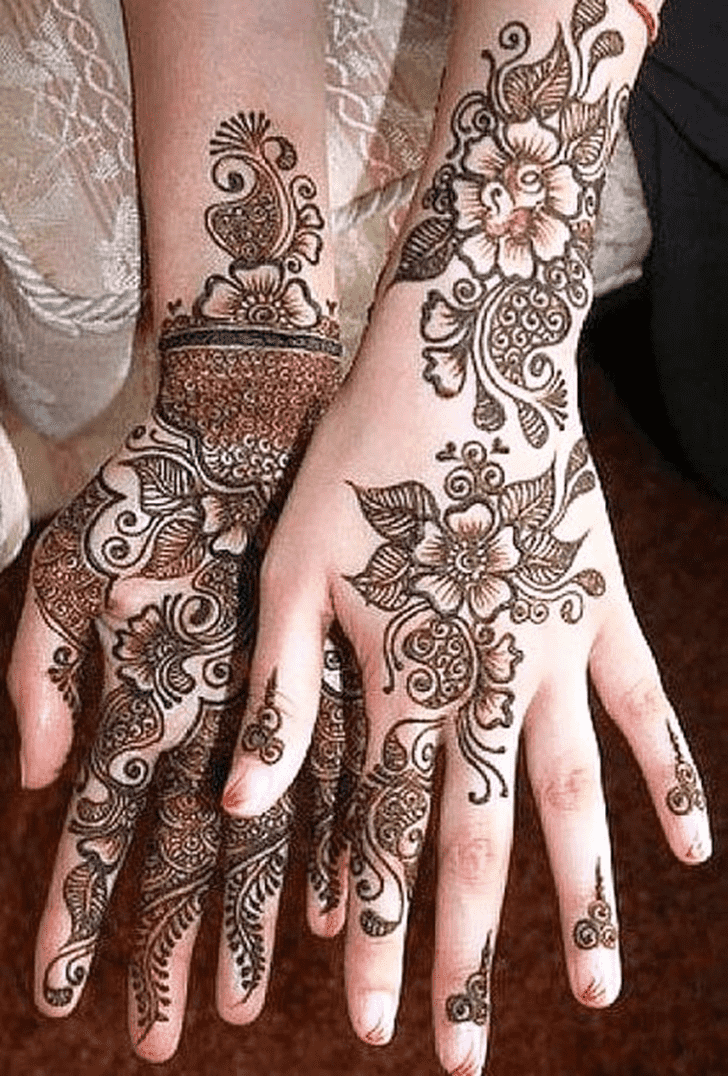 Elegant Latest Beautiful Henna Design