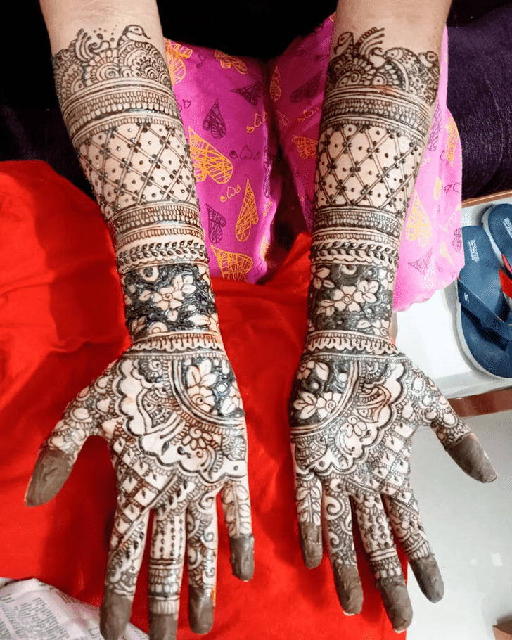 Ideal Latest Beautiful Henna Design