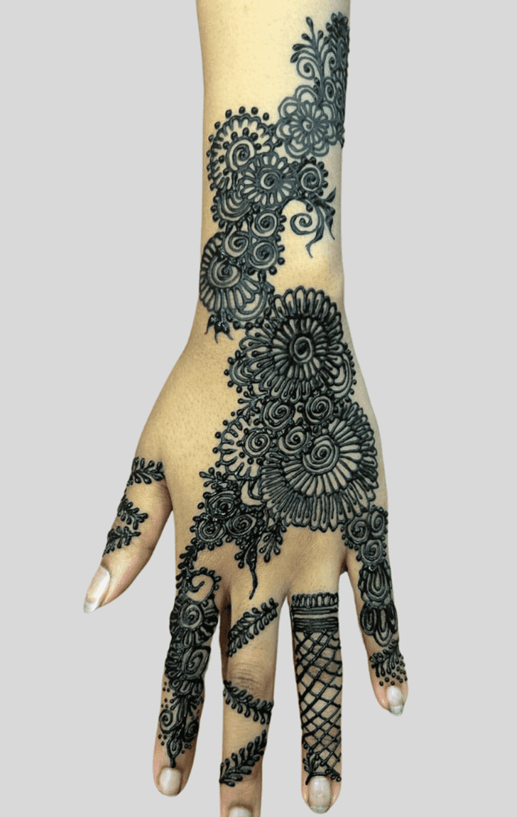 Delightful Latest Henna Design